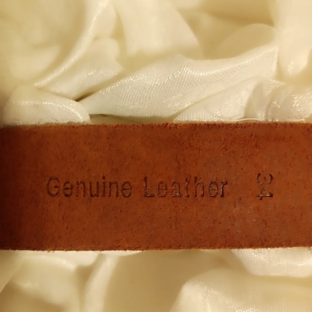 Timberland brown men's  leather belt size 34 gold buckle